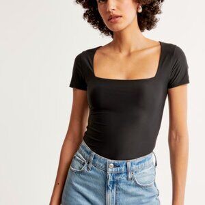 Abercrombie & Fitch Soft Matte Seamless Tuckable Squareneck Top